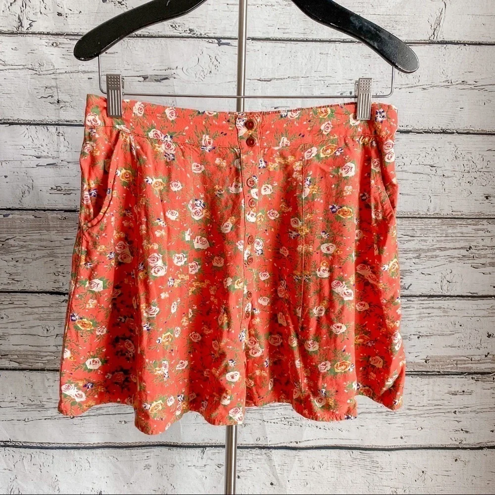 Urban Outfitters | Kimchi Blue Floral Buttondown Mini Skirt